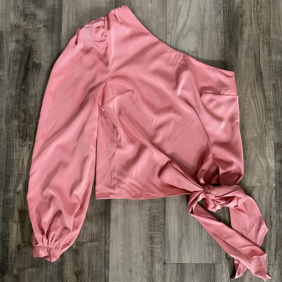 Lovers + Friends x Revolve Kendall Blouse in Guava Pink size small - Picture 2 of 5